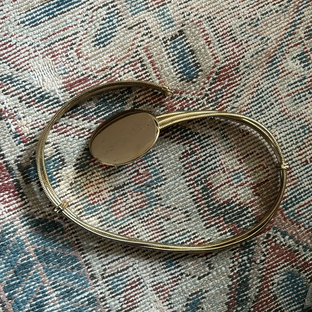 Vintage Gold 80s elastic adjustable belt
